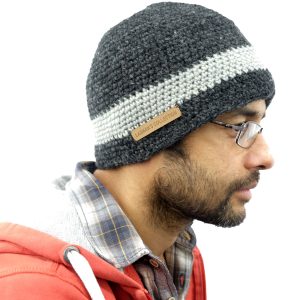 Hand gebreide muts fleece gevoerd