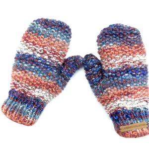 Wollen wanten met de hand gebreid